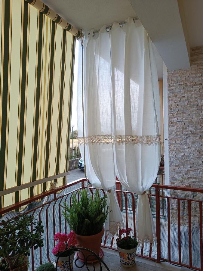 Casa Azzurra Apartment จีอาร์ดีนี นักซอส ภายนอก รูปภาพ
